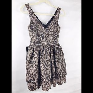 Bebe Double bonded lace dress
